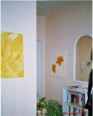 Acryl und Wandfarbe (Dulux Creative Tester)
